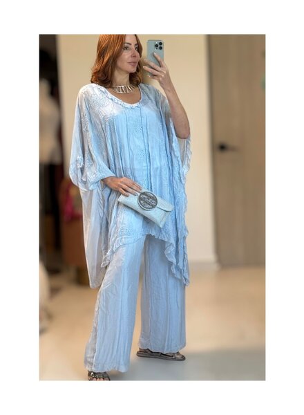 ONE SIZE SILK EMBROIDERED TUNIC AND PANTS SET
