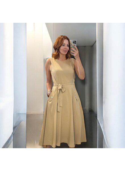 Slevelees waist Tie Maxi Dress