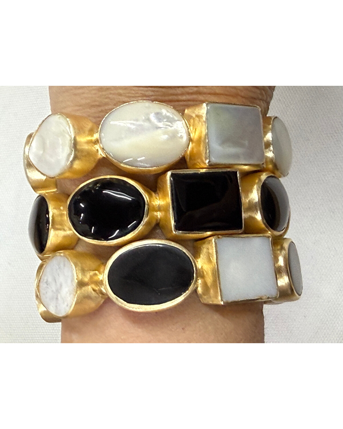Quartz Bold Bicolor Cuff