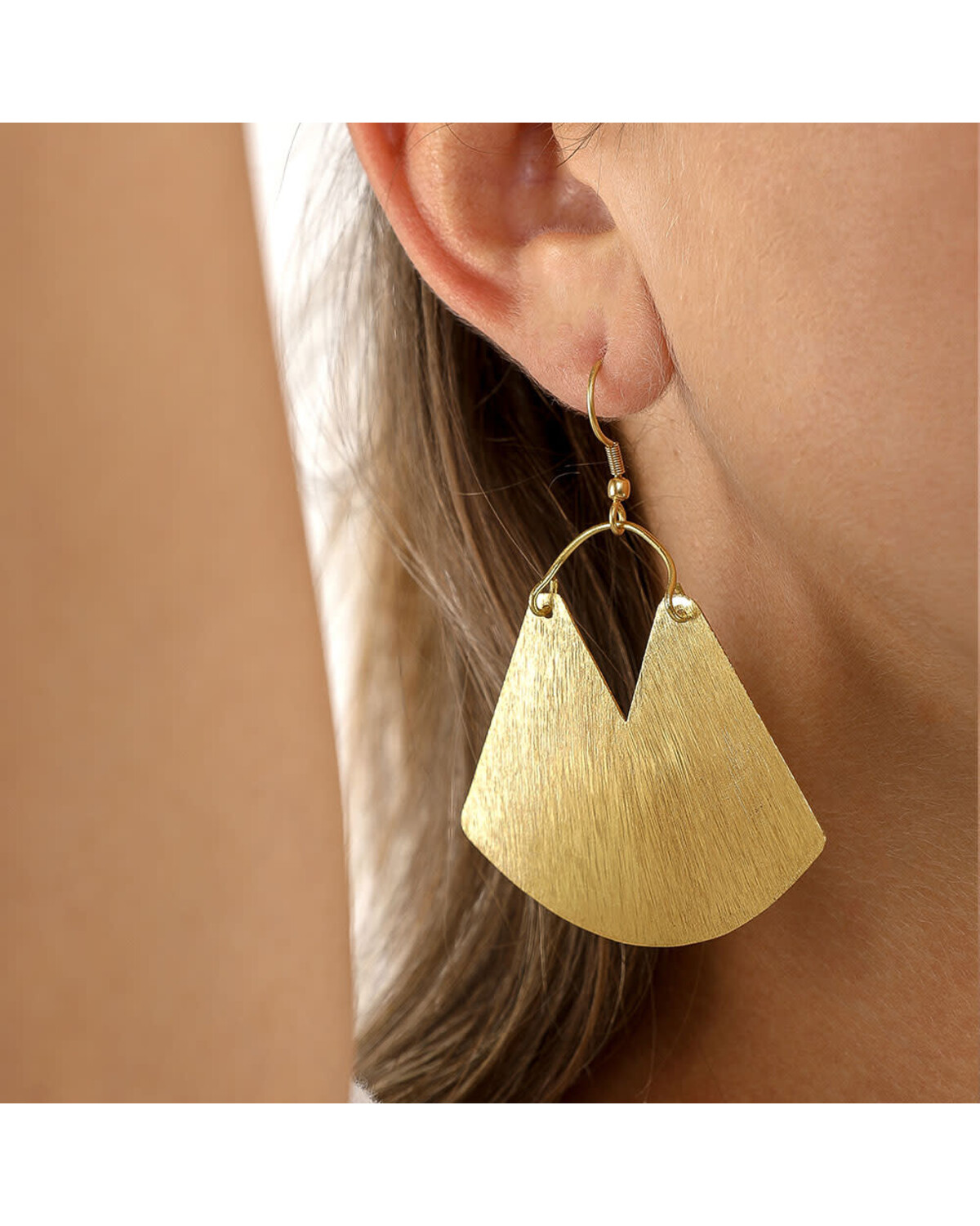 BAG PLAQUE EARRINGS