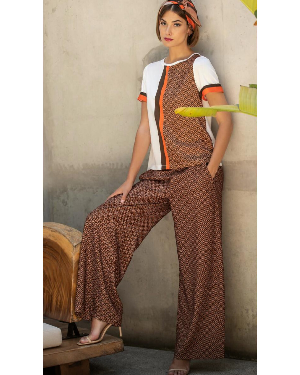 Retro chic top