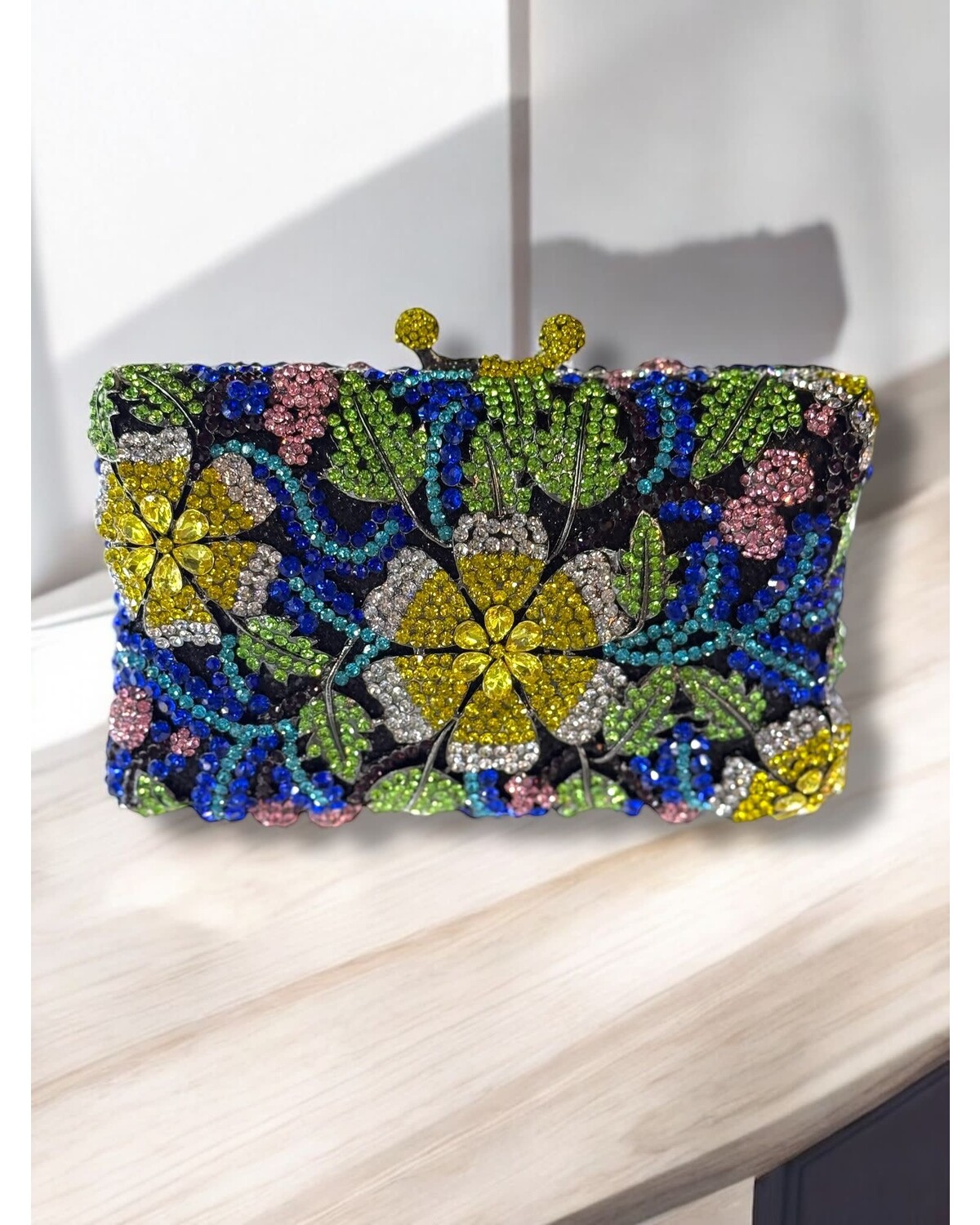 Hermatite Tone Metal Rhinestone Crystal Clutch