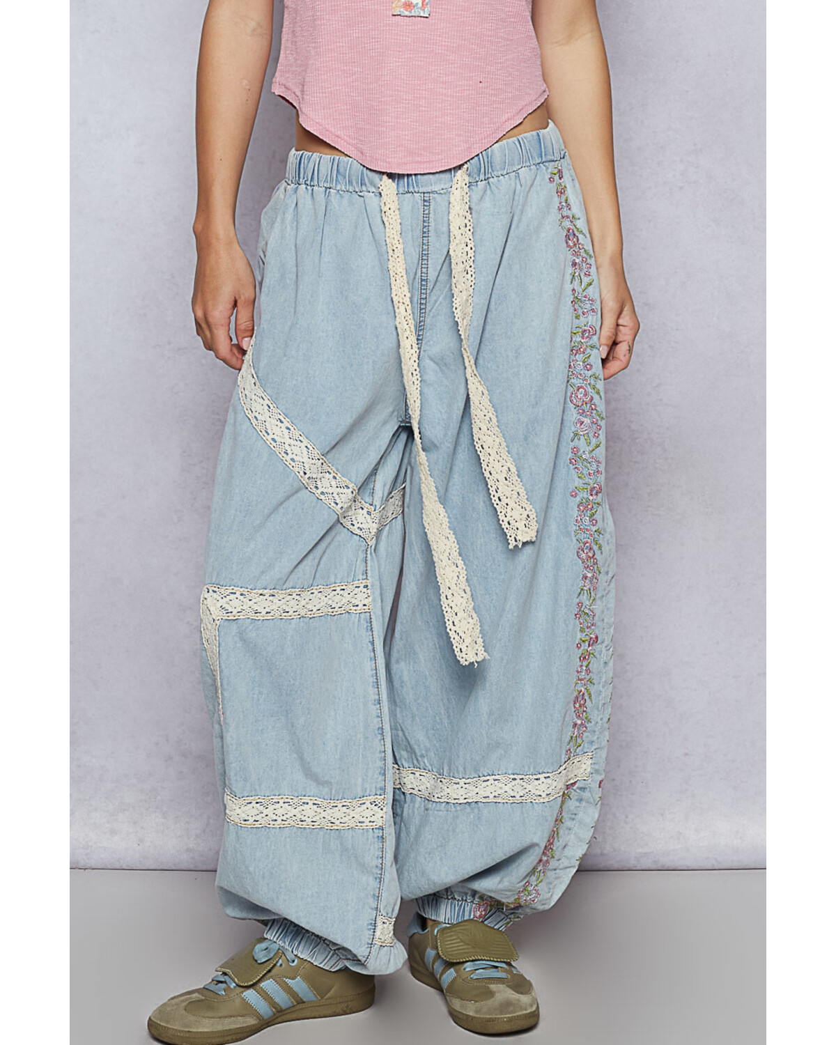 Jogger embroidery pants