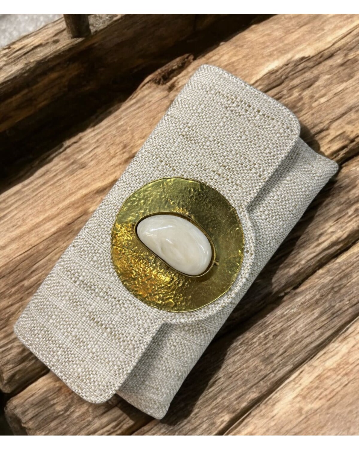 Natural Harmony Clutch