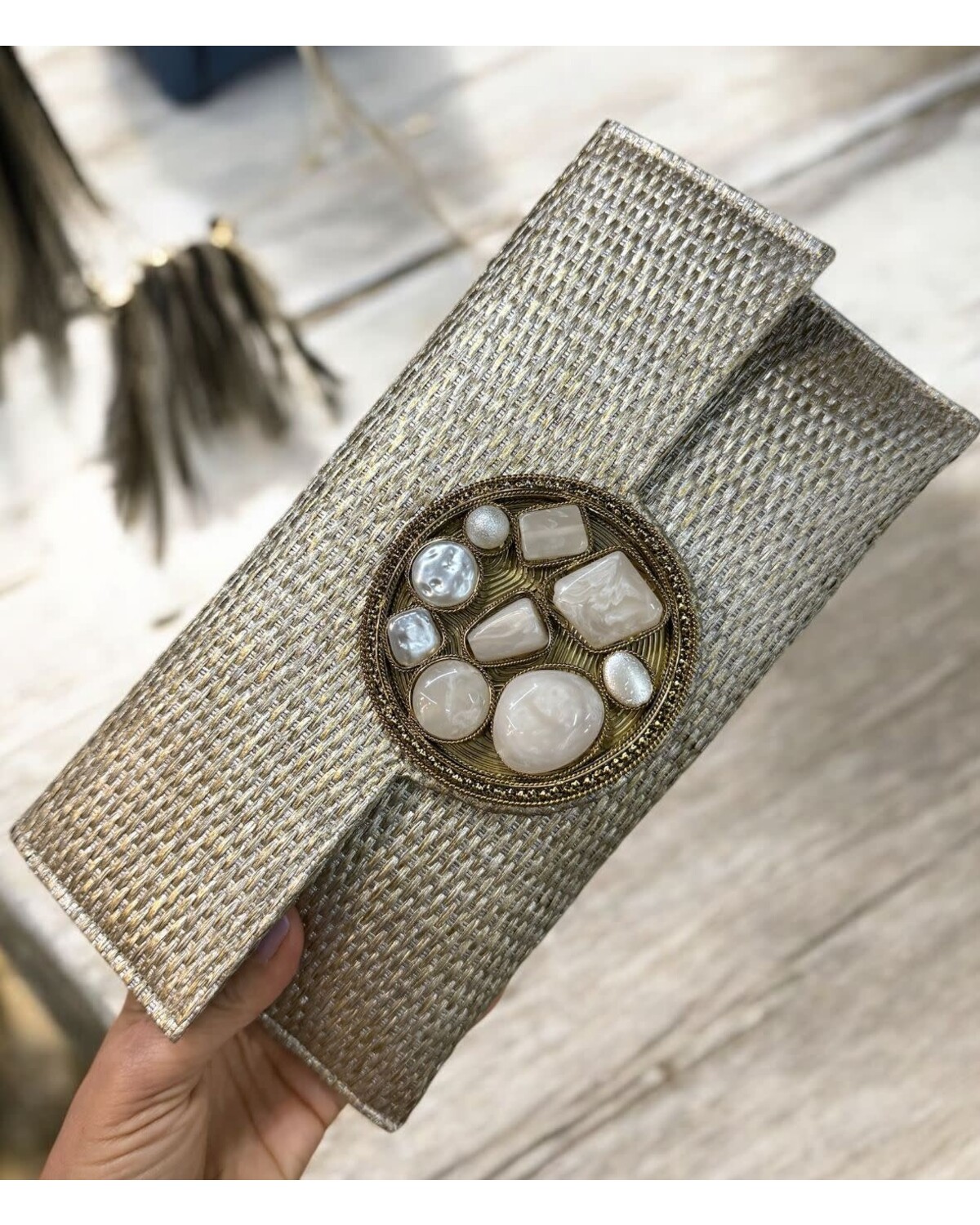 Elegant Circle  Clutch Metalic