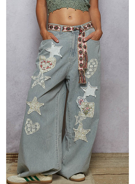 wide pants in twill/denim with floral patch