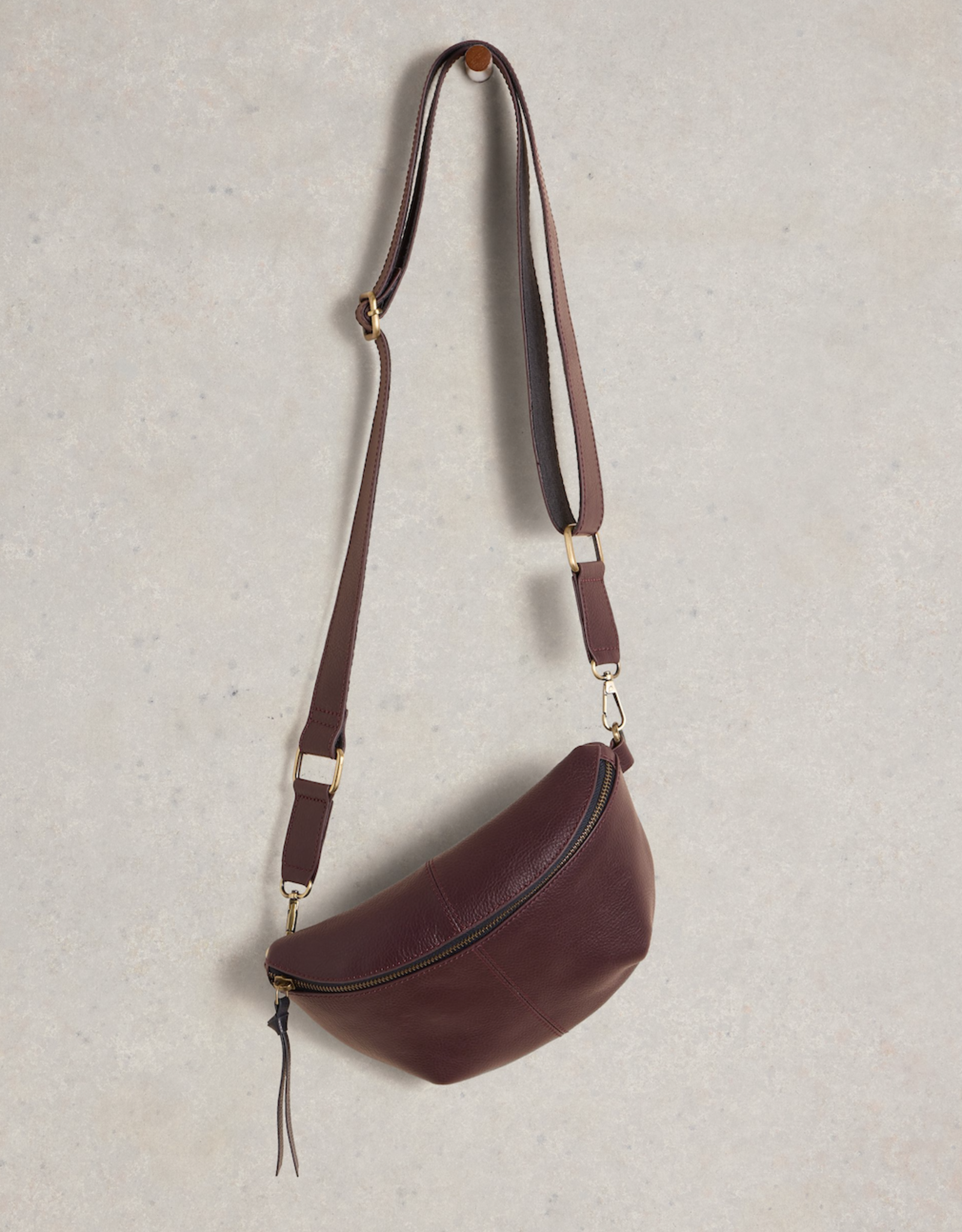 White Stuff White Stuff - Mini Sebby Leather Sling Bag FW24