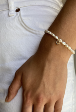 Flora Ciccarelli Flora Ciccarelli- 22A -002 Bracelet 6" en perle avec breloques / noeud
