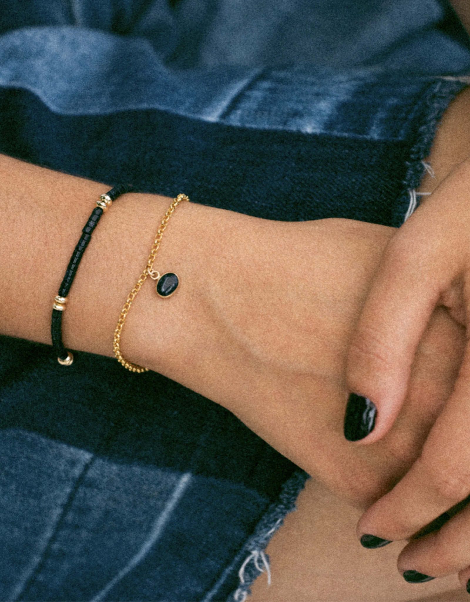 Flora Ciccarelli Flora Ciccarelli- 24A-001 Bracelet 6" pierres goldstone bleu