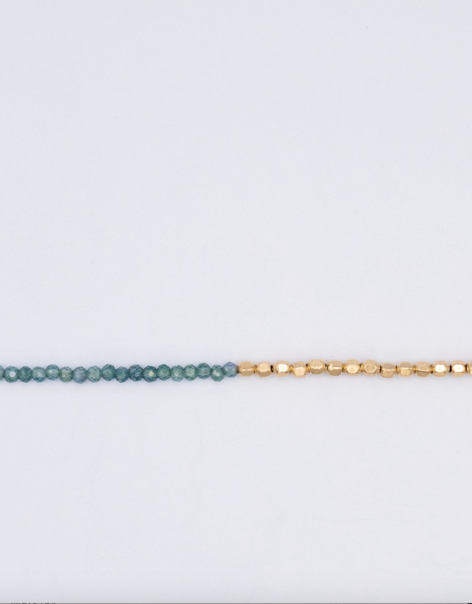 Flora Ciccarelli Flora Ciccarelli- 22A-004 T bracelet 6" pierres de crystal vert et billes mattes en or rempli