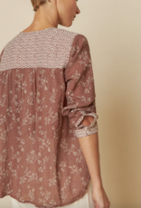 Indi & Cold Indi & Cold- VV25bk170 blouse  SS25