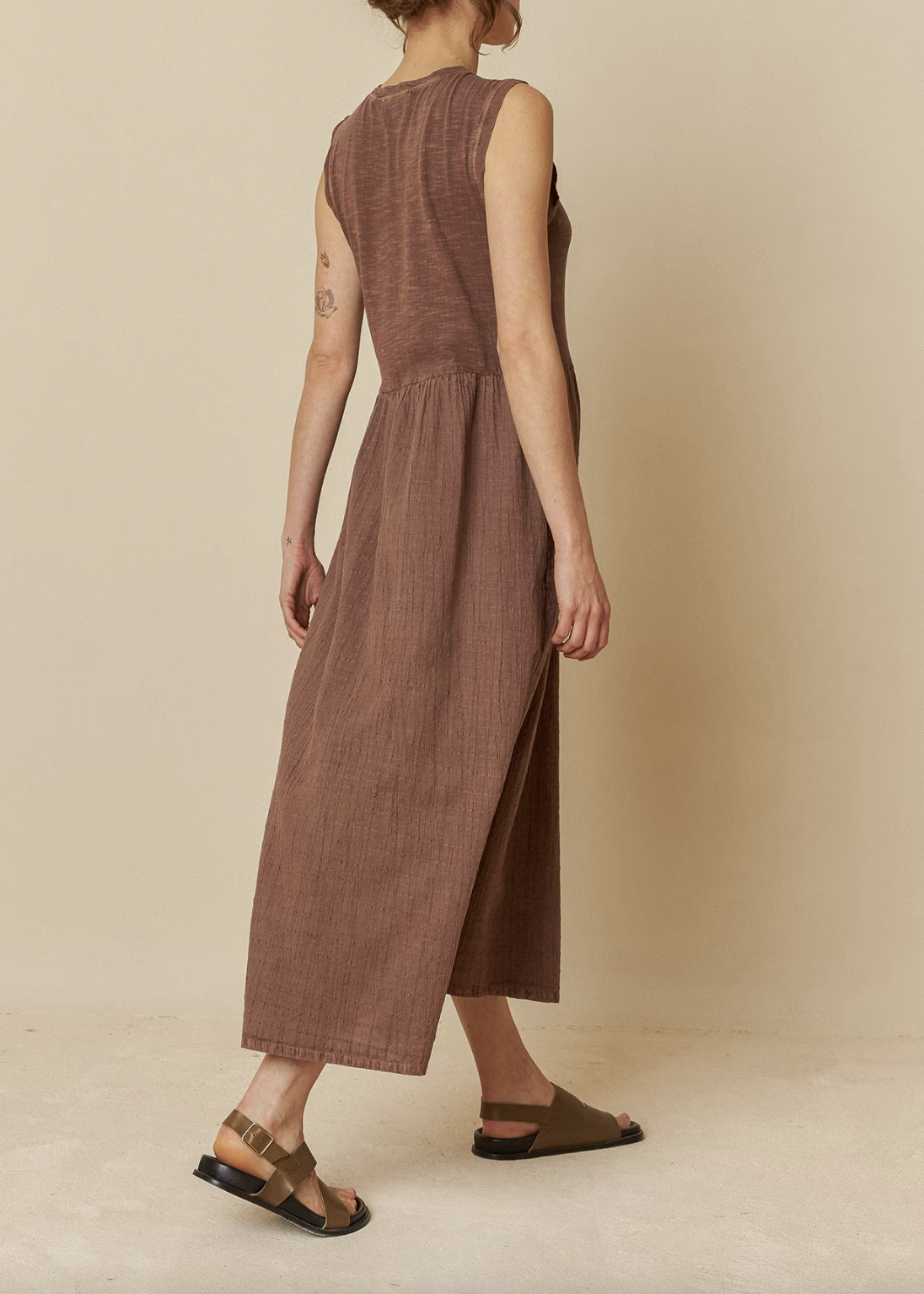 Indi & Cold Indi & Cold- Robe VV25ad370 SS25