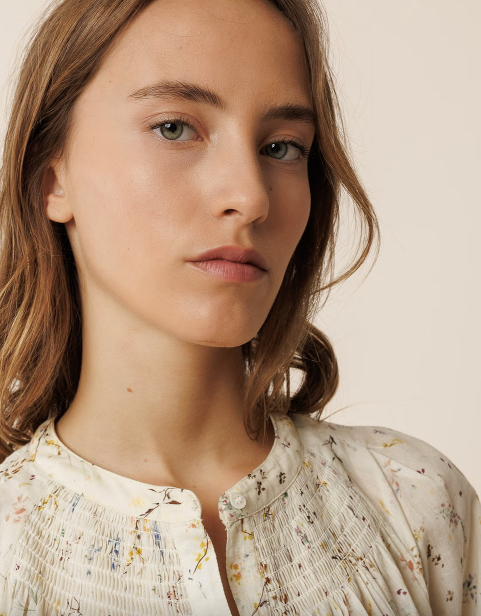 Indi & Cold Indi & Cold- VV25ad152 Haut  SS25