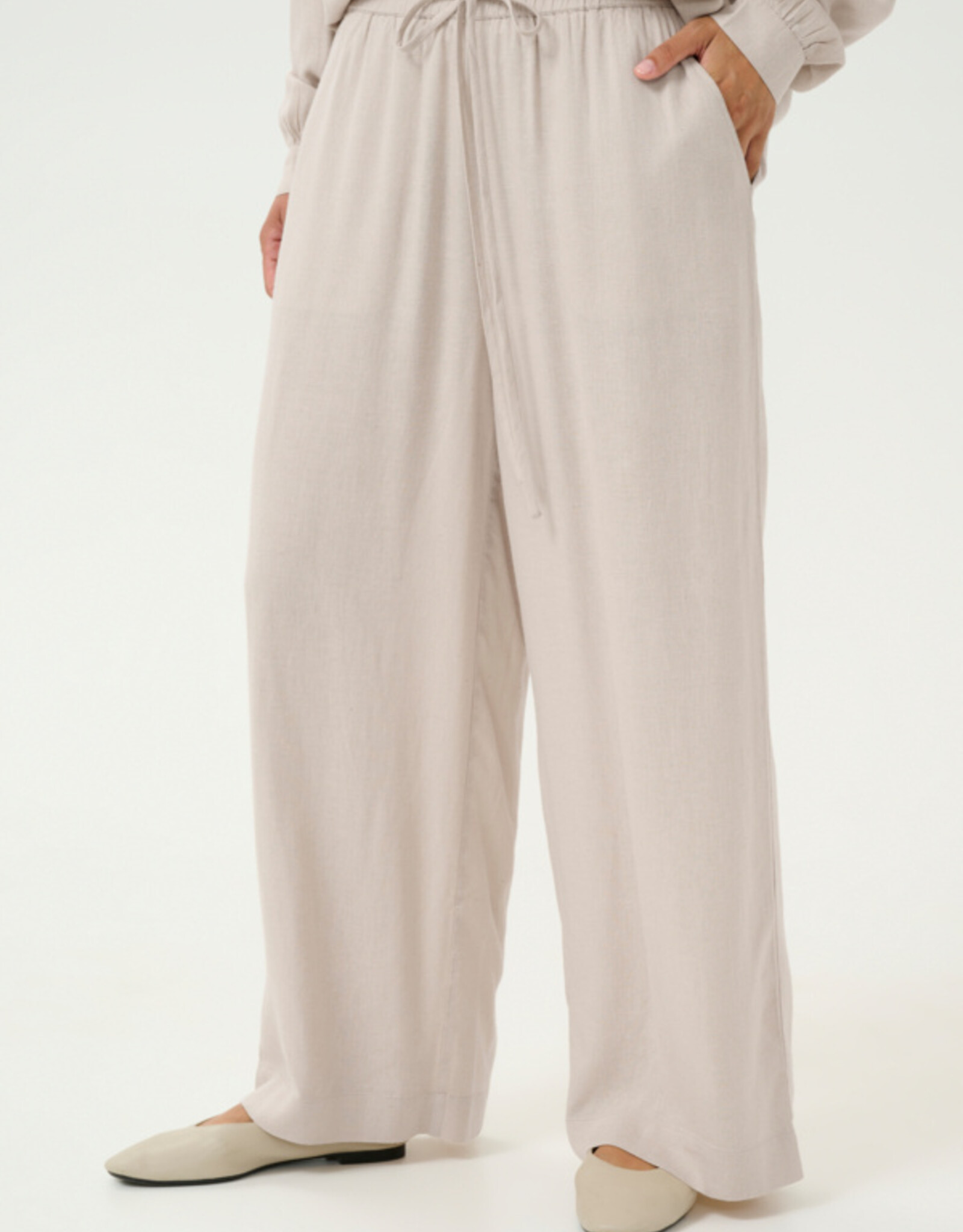 Kaffé Kaffe -KAmilia Cropped Wide Pants SS25