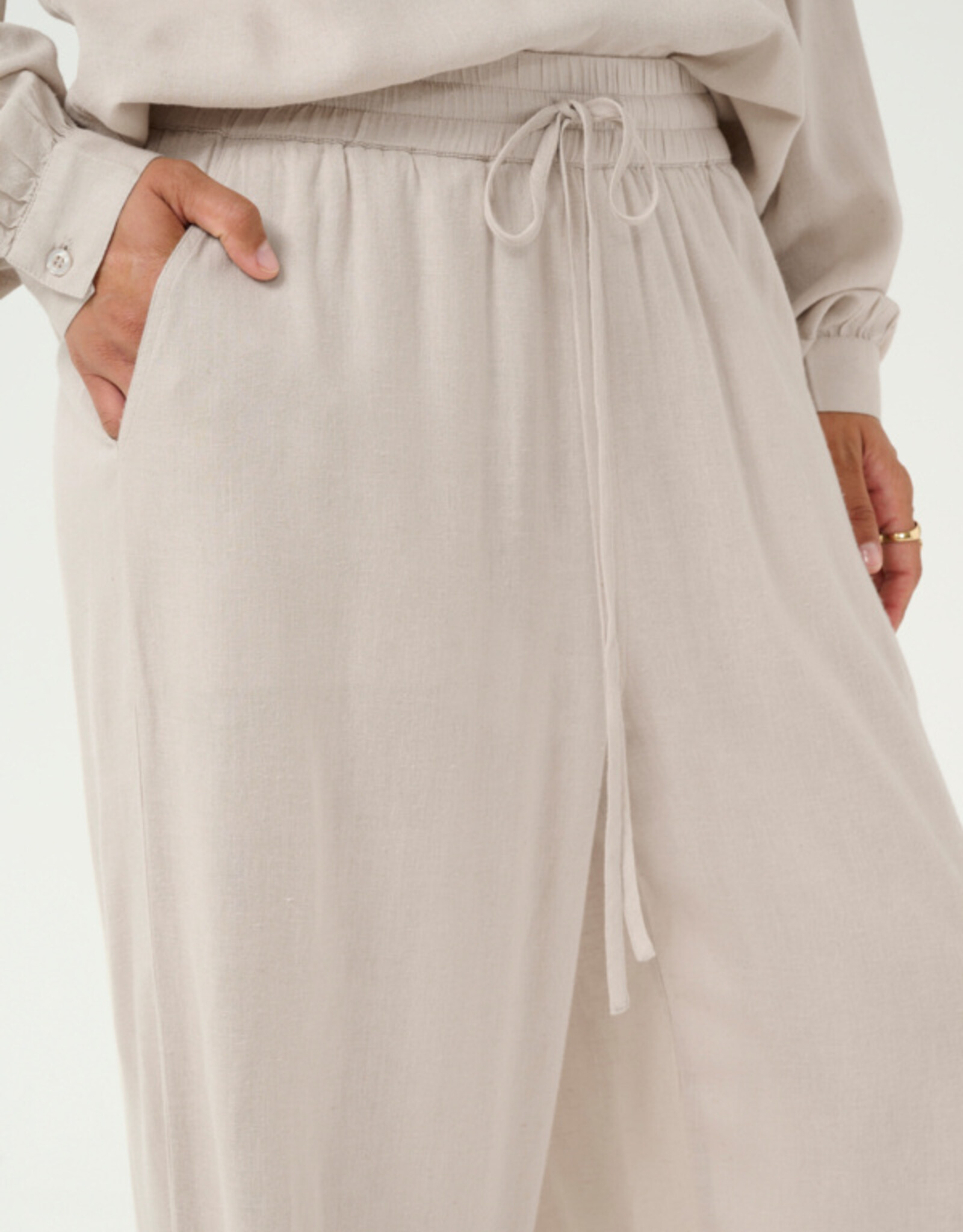 Kaffé Kaffe -KAmilia Cropped Wide Pantalon SS25