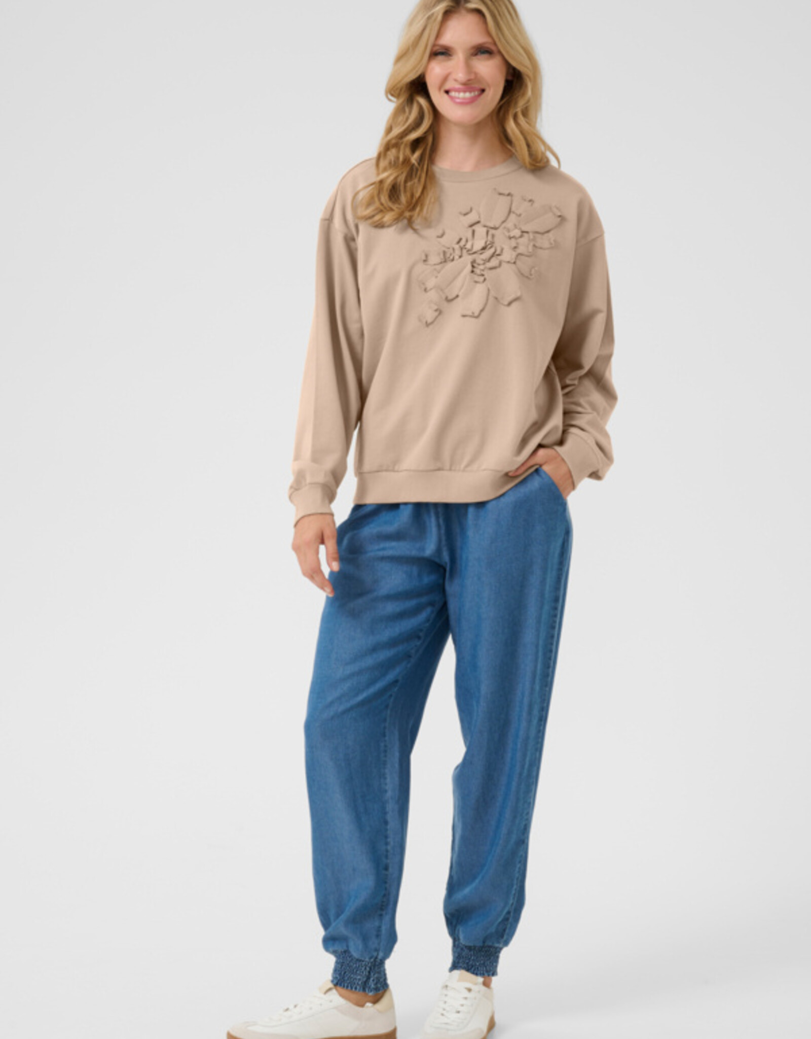 Cream Cream- Crflorin sweatshirt SS25