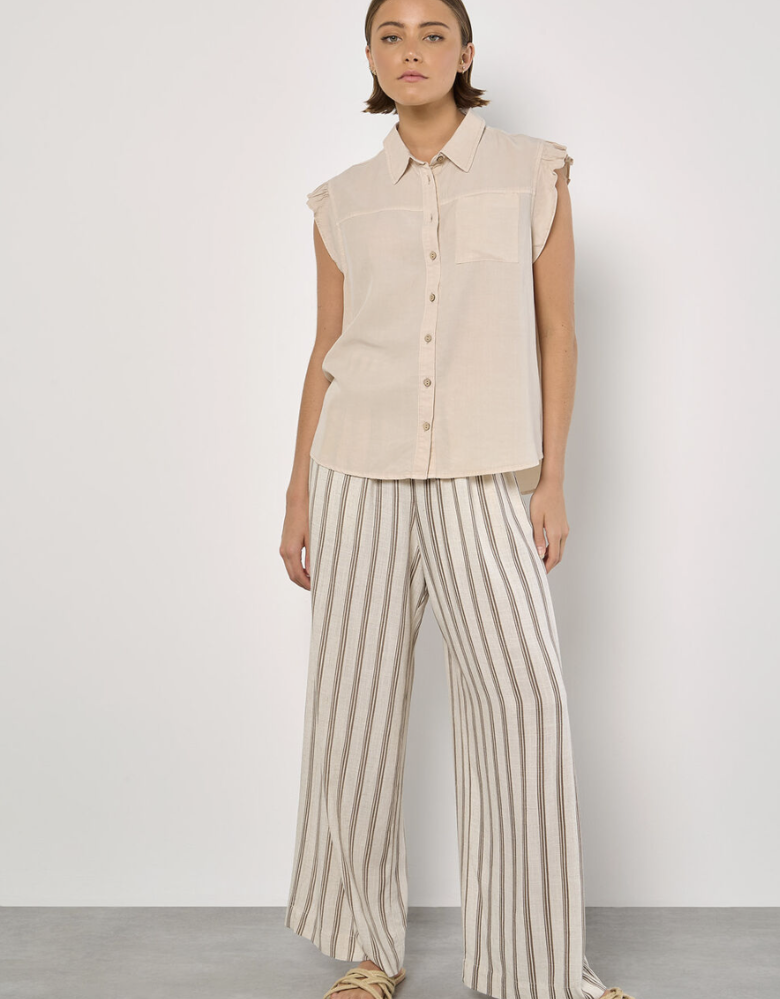 Apricot- 946200  Sleeveless blouse SS25