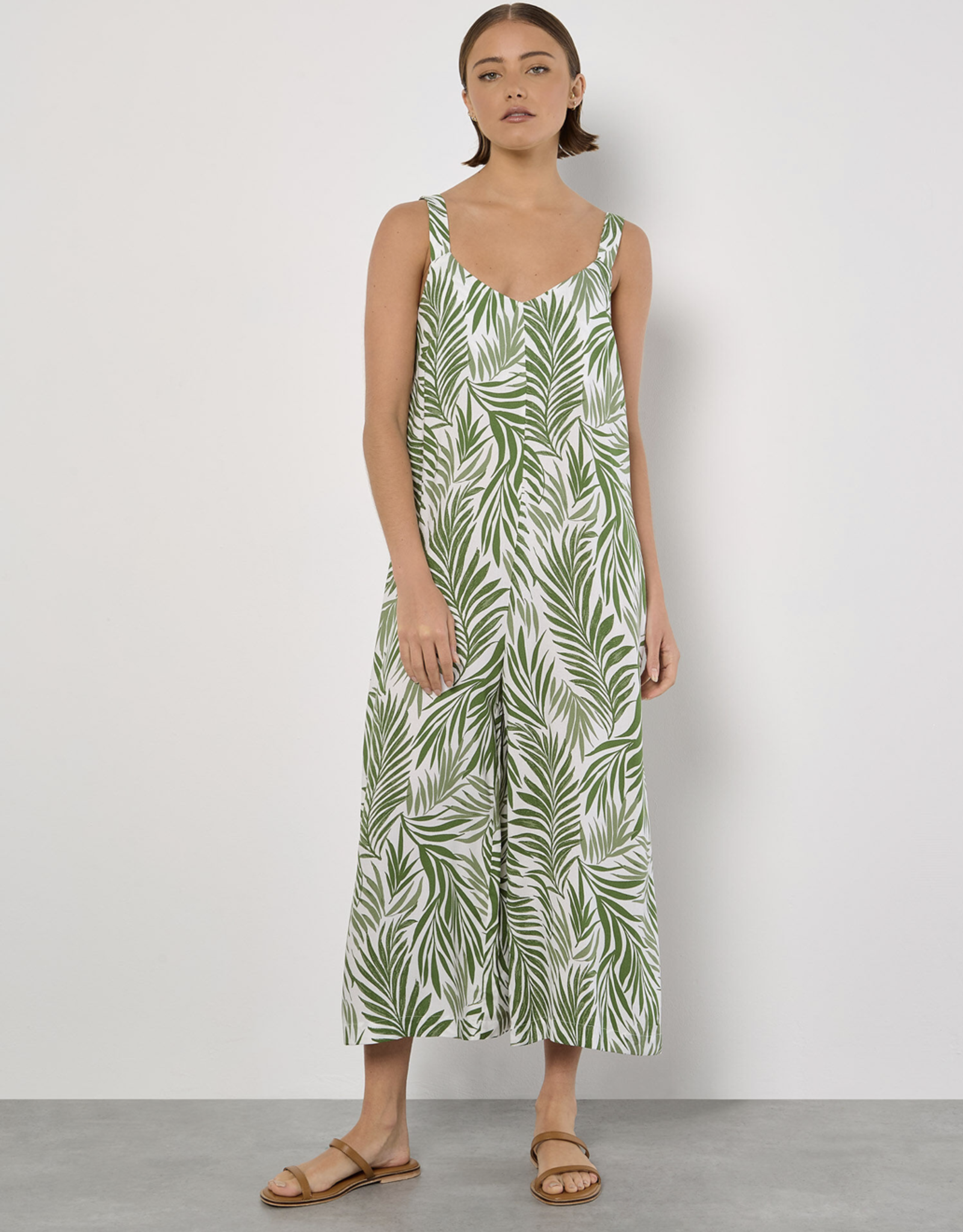 Apricot Apricot-940772 Flowy wide leg jumpsuit SS25