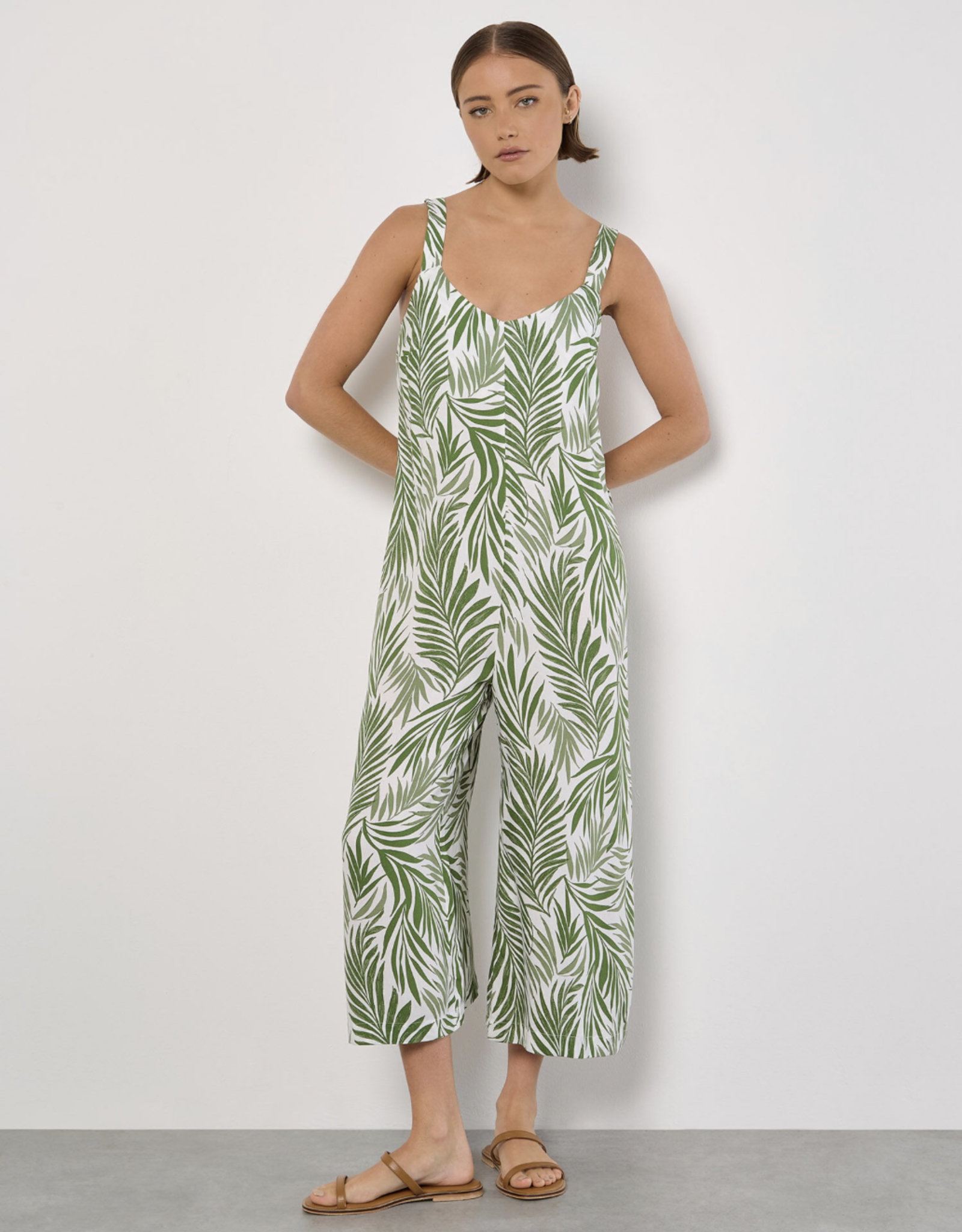 Apricot Apricot-940772 Flowy wide leg jumpsuit SS25