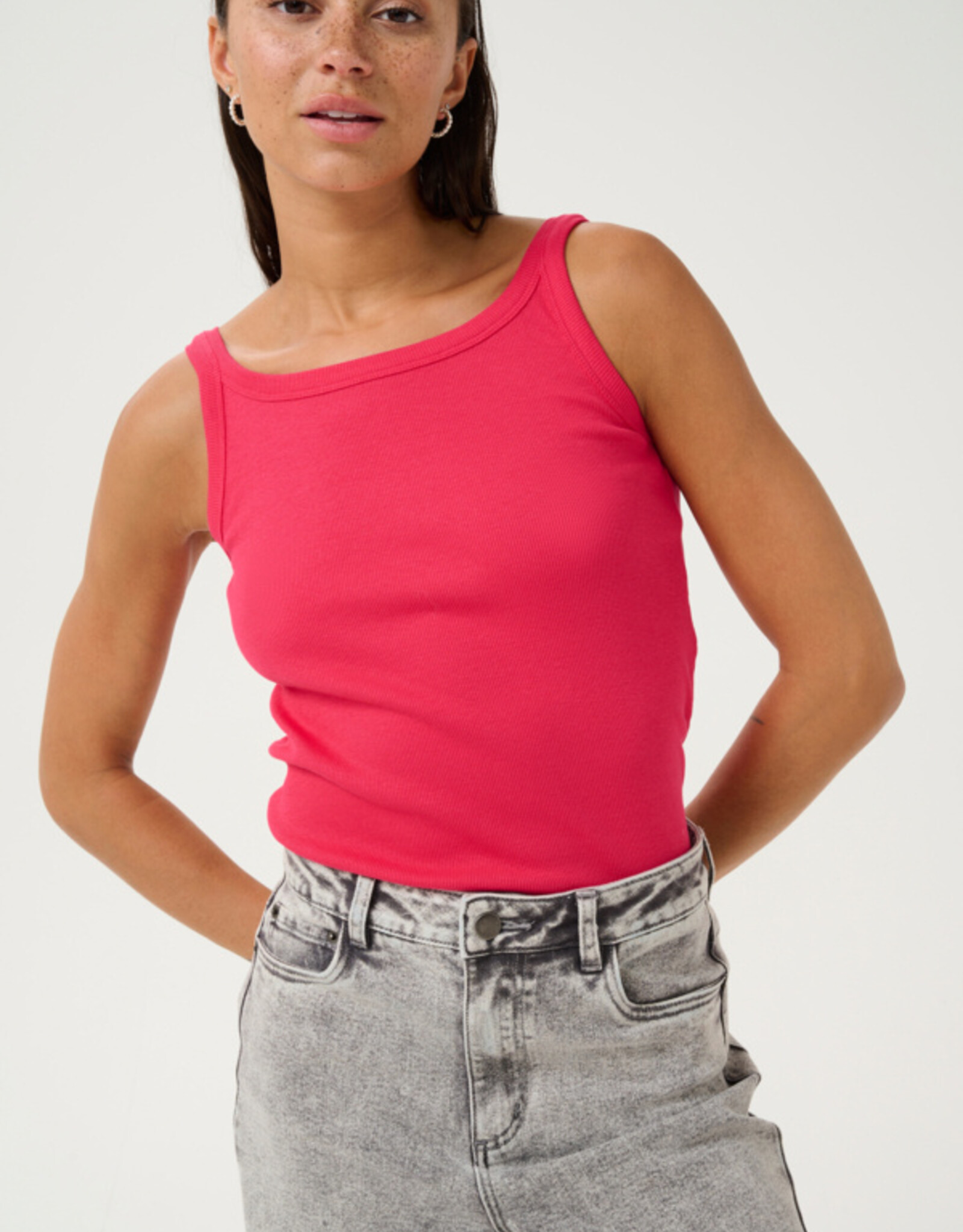 Kaffé Kaffé- Kacarna Tank top SS25