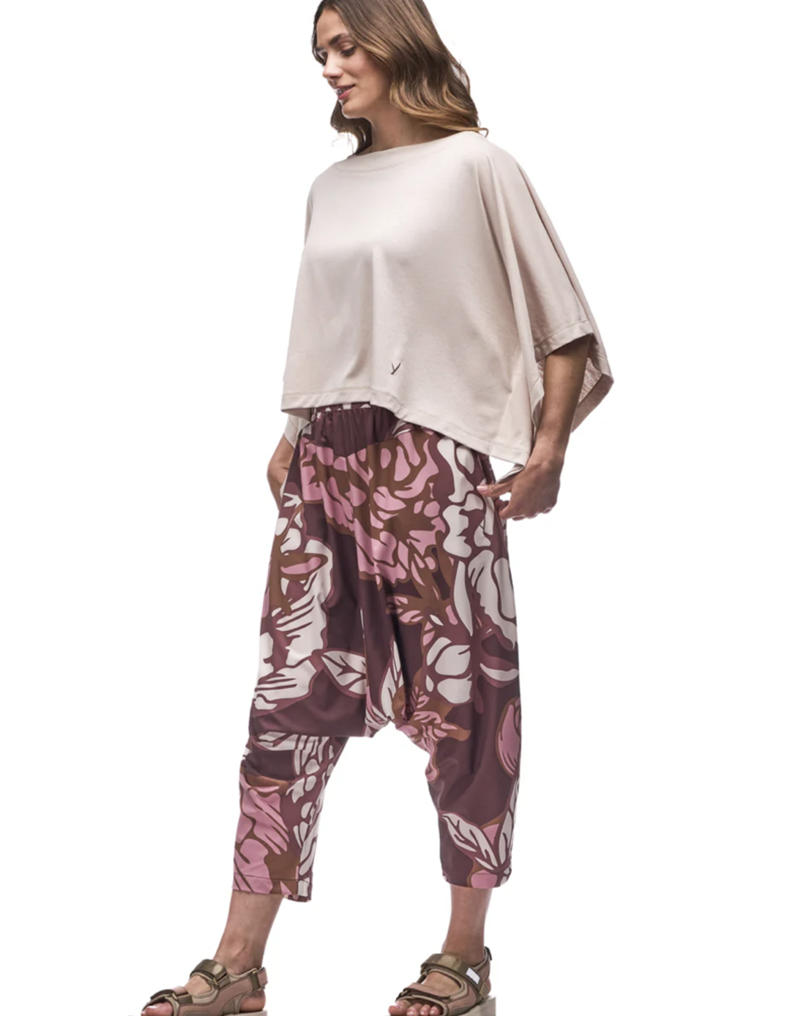indyeva Indyeva- nuvem haut SS25