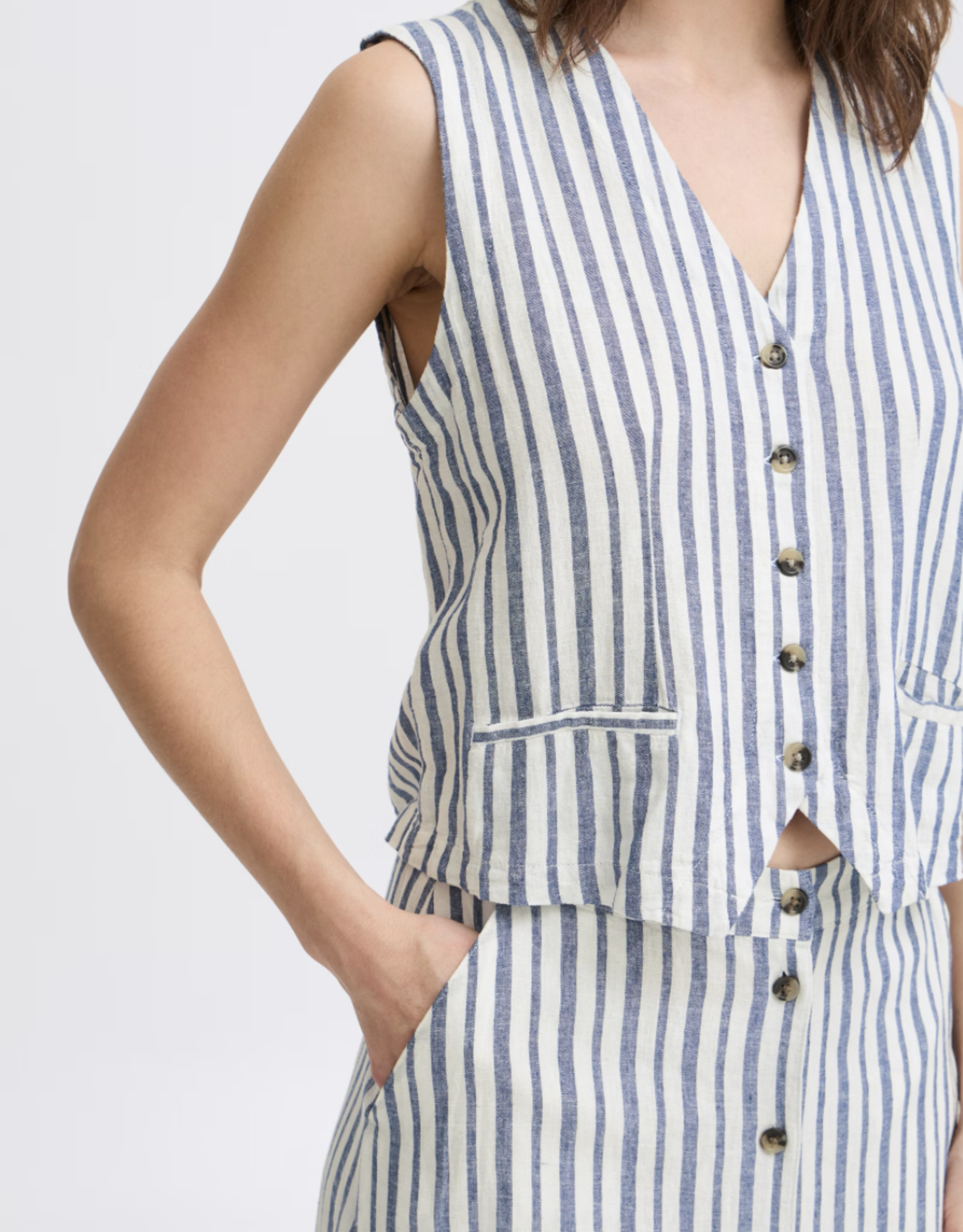 B.young- Byfalakka gilet SS25