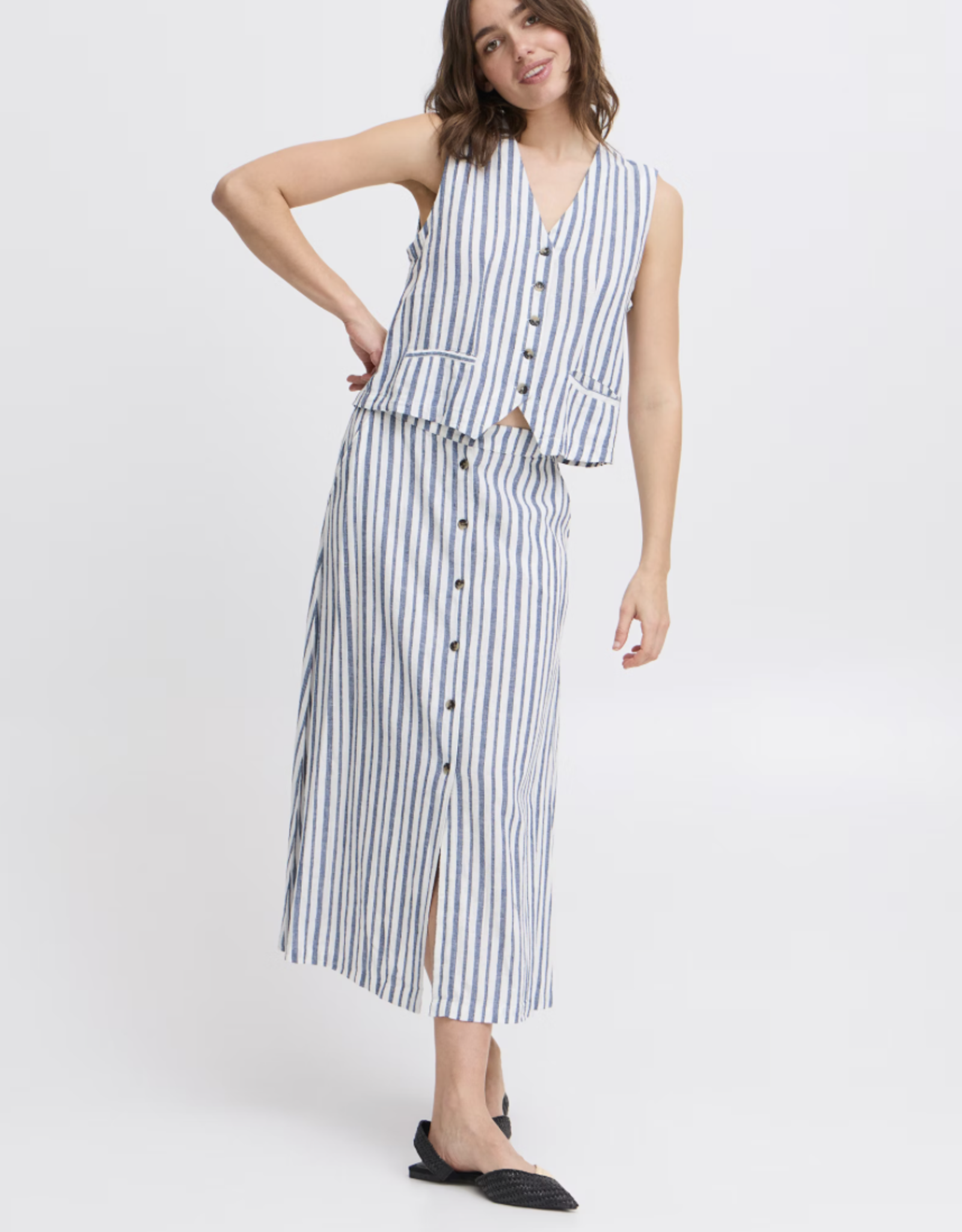 B.young- Byfalakka waist coat SS25