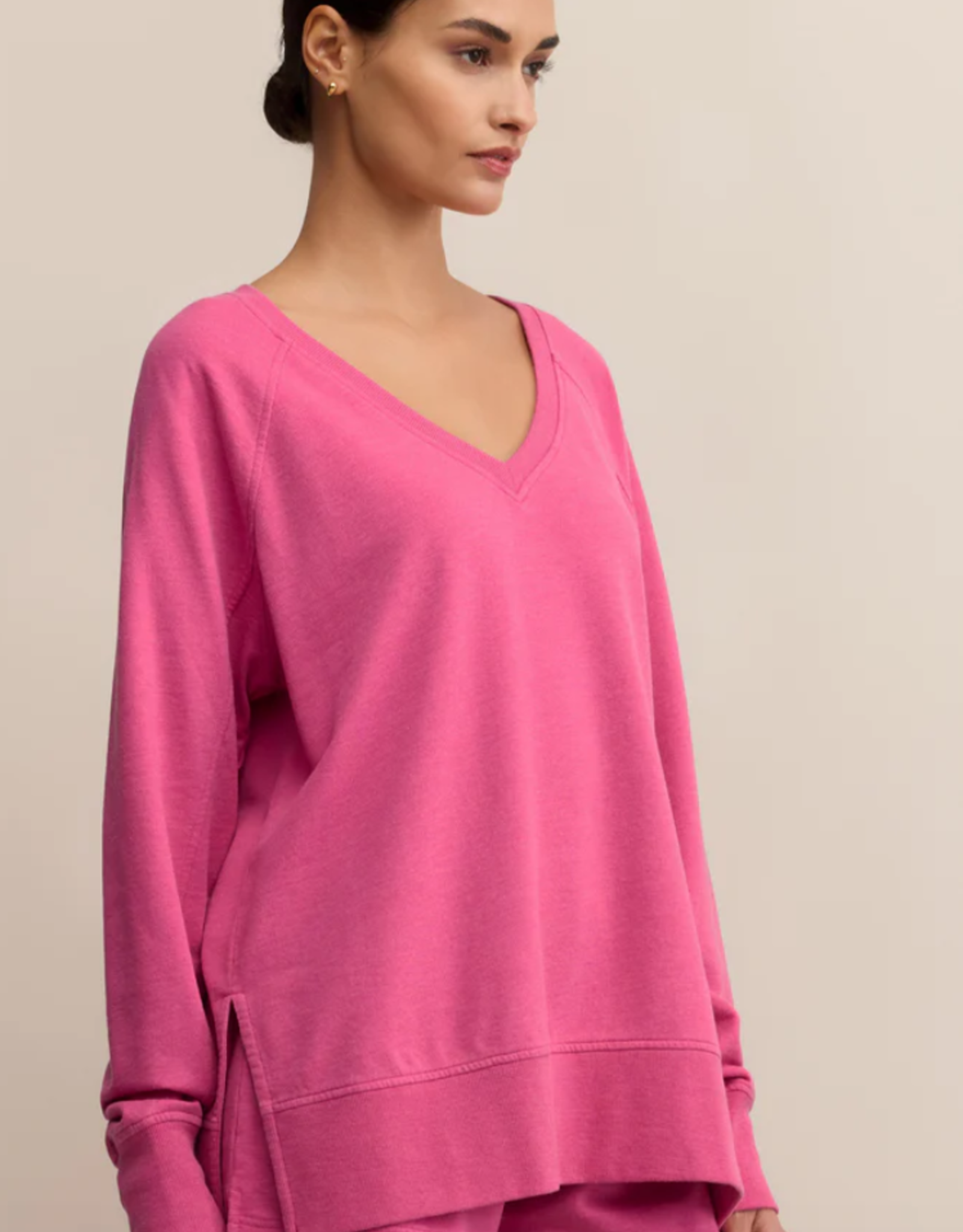 Z supply - ZT253919 Weekender V-Neck FW25 - Vêtements Kiva Inc.