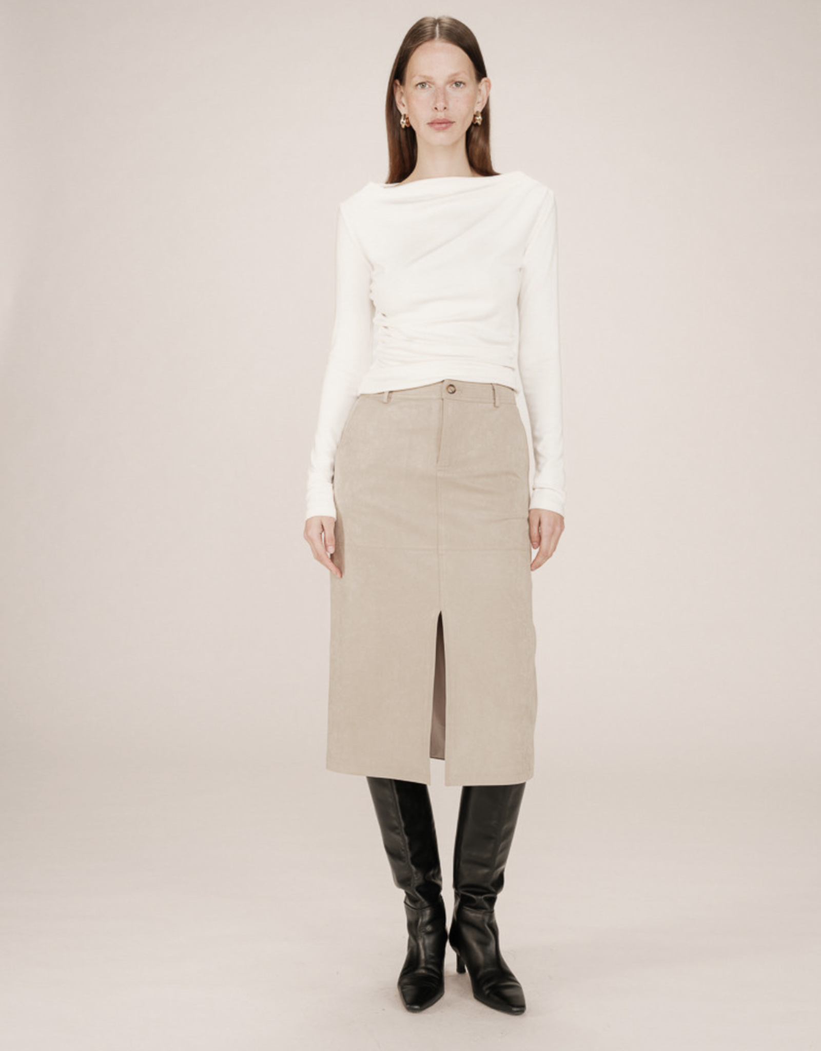 Grace & Mila Grace & Mila - Sorry Suedette Skirt FW25