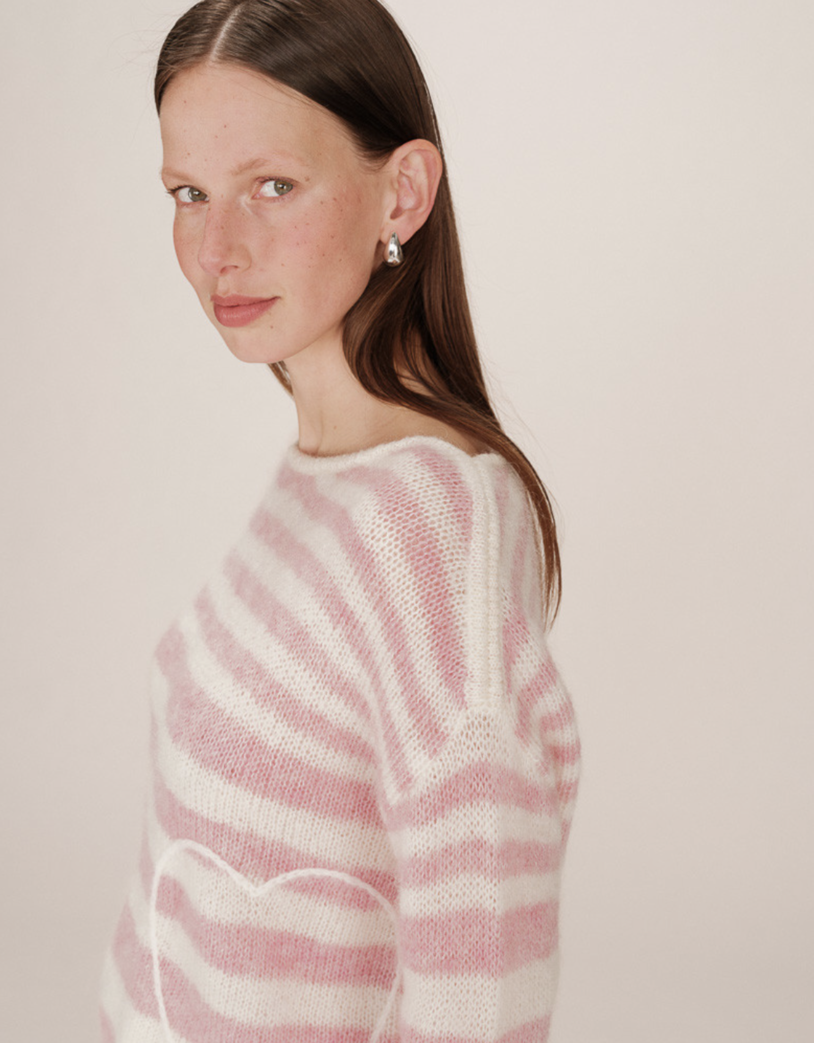 Grace & Mila Grace & Mila - Sand Chandail FW25