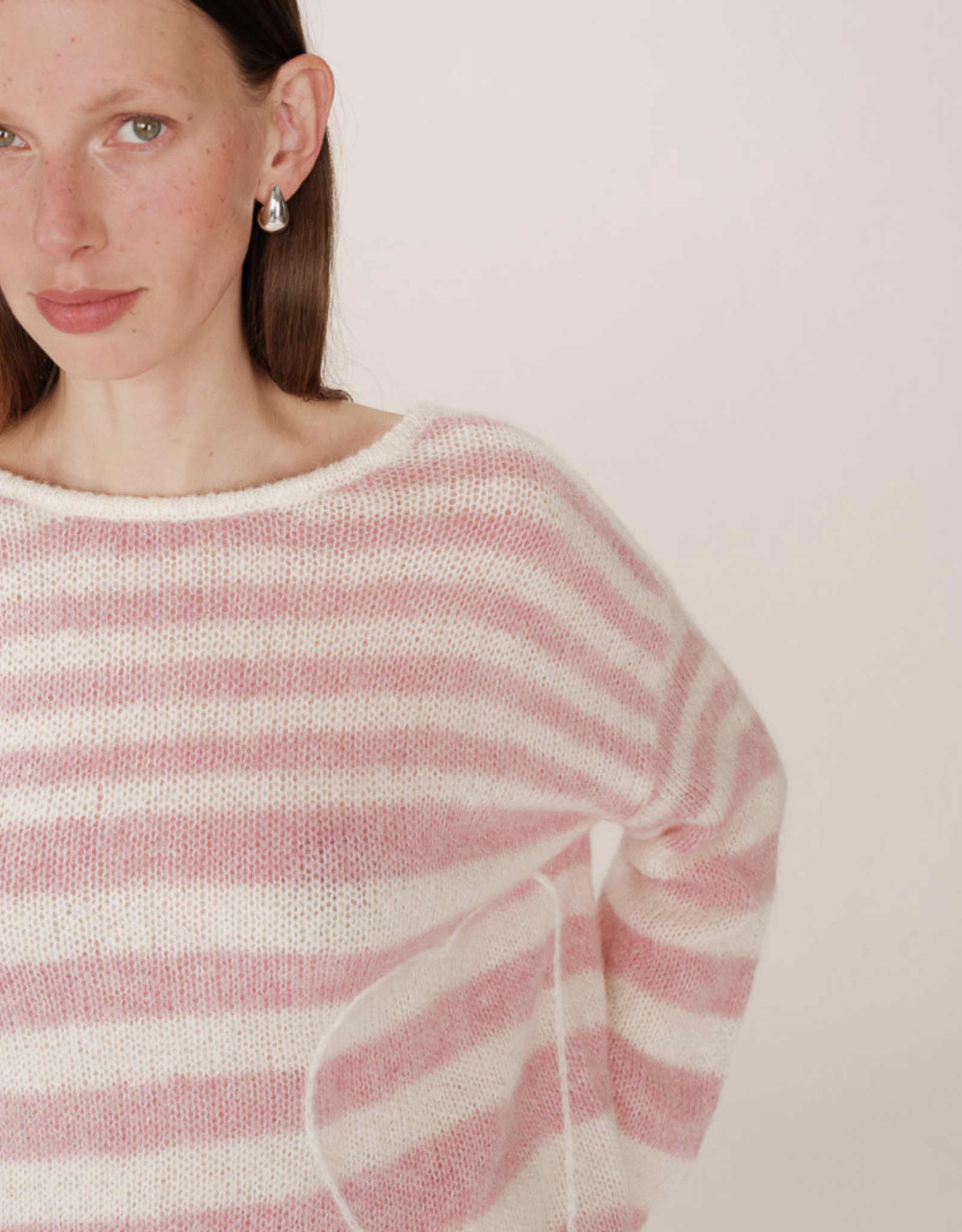 Grace & Mila Grace & Mila - Sand Chandail FW25