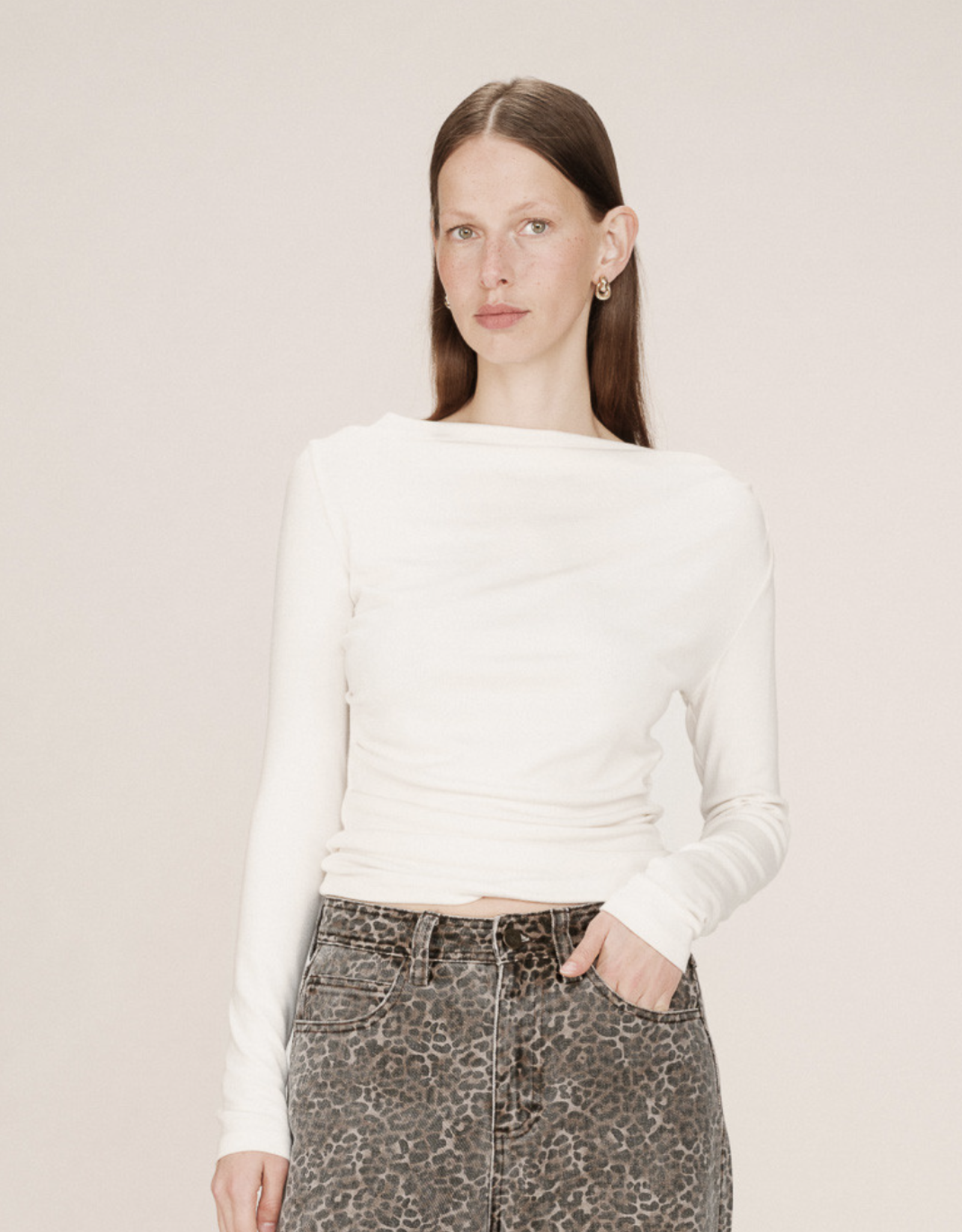 Grace & Mila Grace & Mila - Sioux T-Shirt (2 clrs) FW25