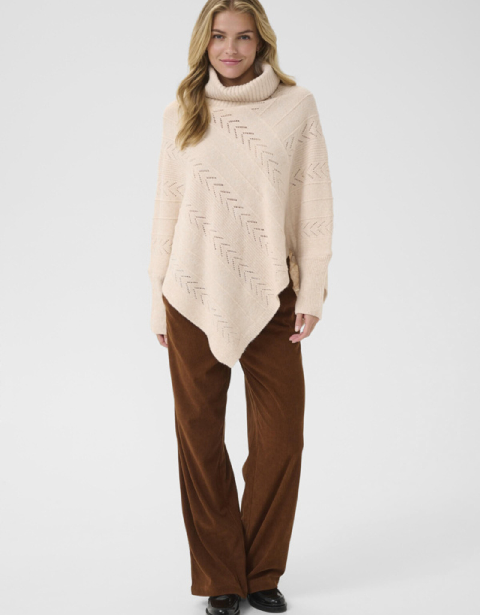 Cream Cream - CRHoliday  Poncho  Col roulé FW25