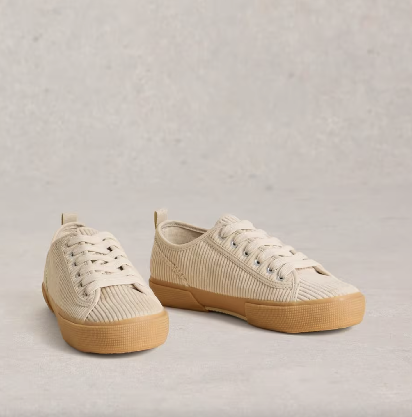 White Stuff 444164 Pippa cord Sneaker