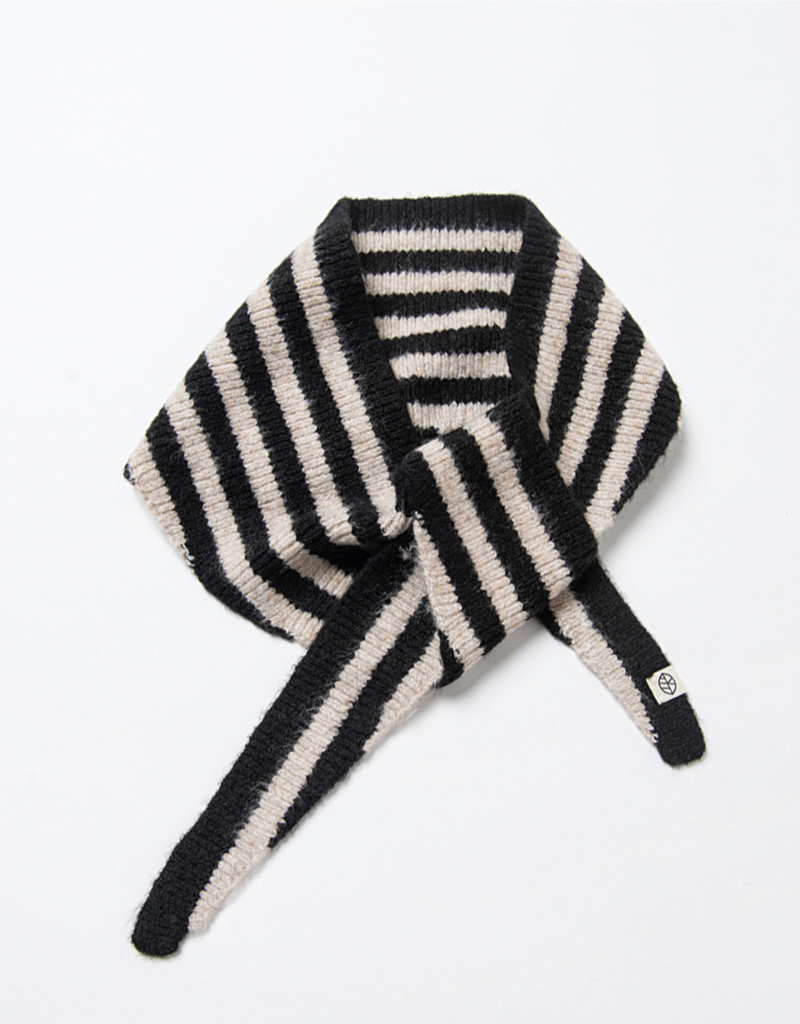 Surkana Surkana - 35 Bucu 731 foulard FW25