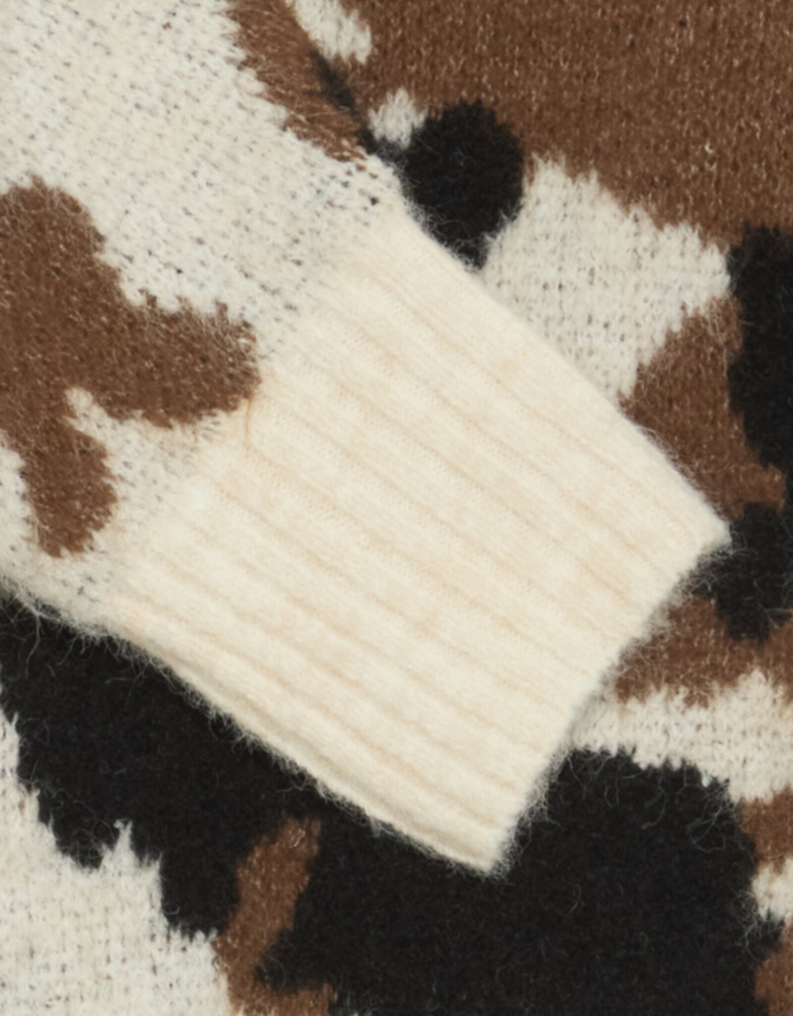 b. young b. young- Byomea  sweater FW25