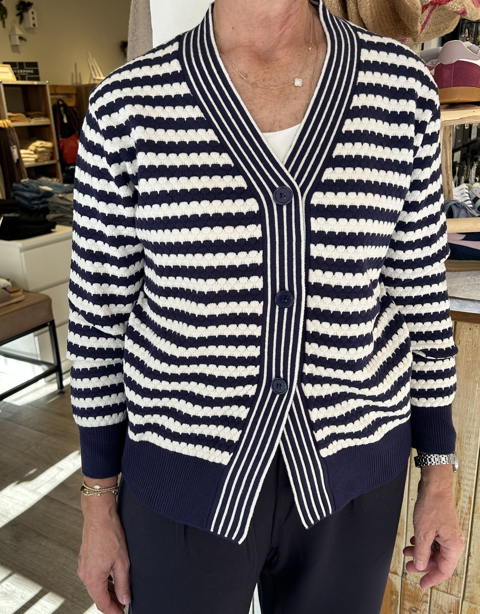 Pistache Pistache - F-242198B  Wave Knitted Cardigan FW25