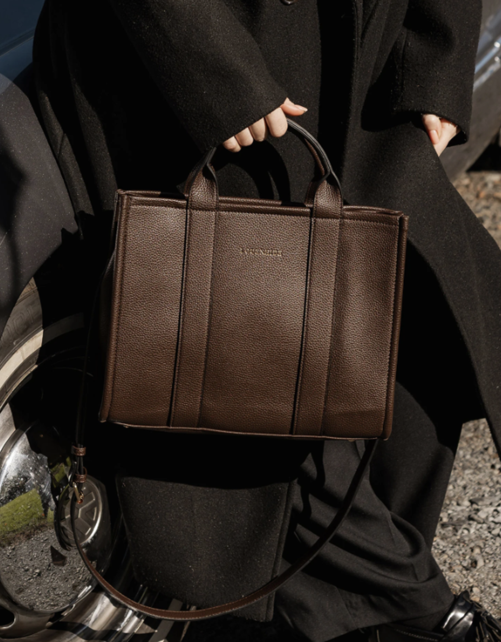 Louenhide Louenhide-Manhattan Logo tote bag FW25