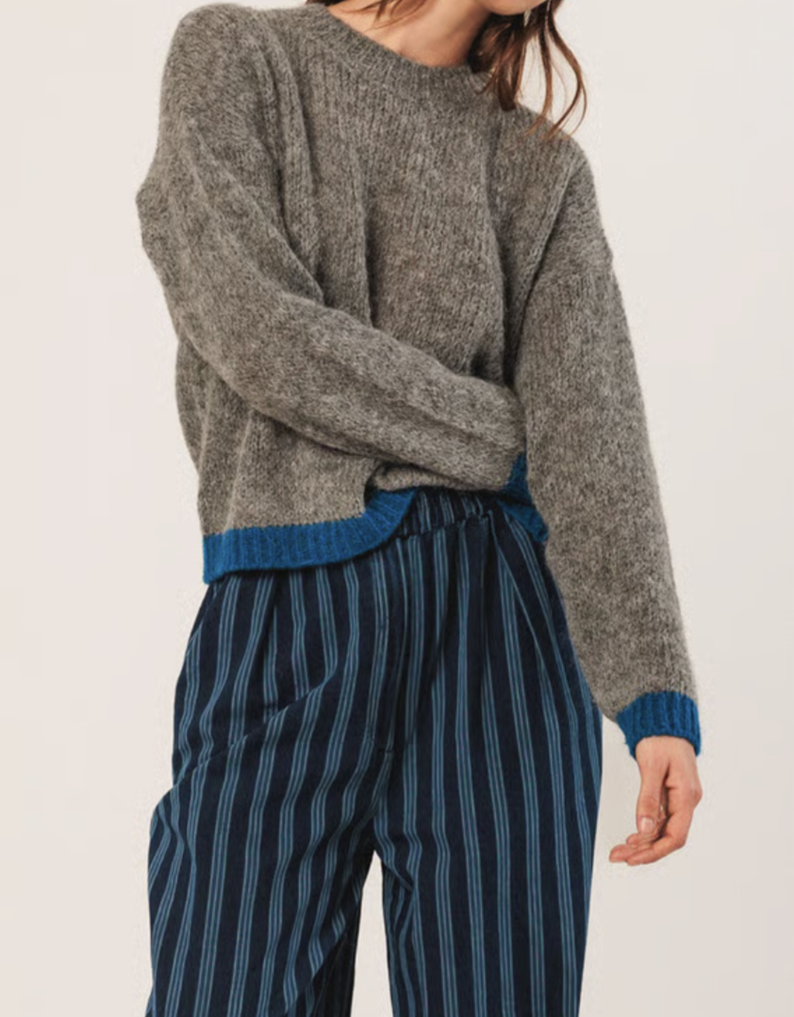 Indi & Cold Indi & Cold- VI25EA555 Pullover FW25