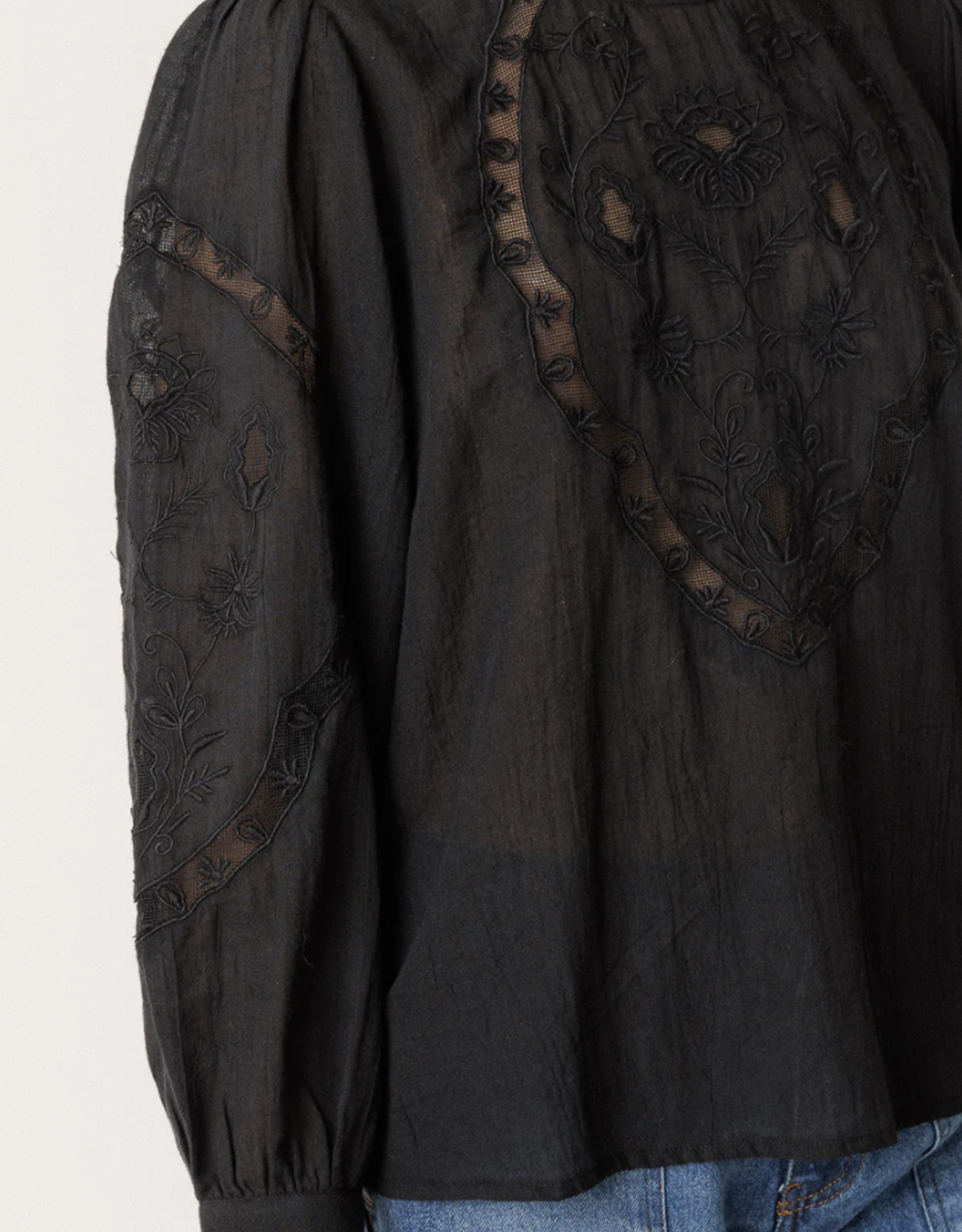 Indi & Cold Indi & Cold - VI25KI222 Romantic Embroidered Blouse FW25