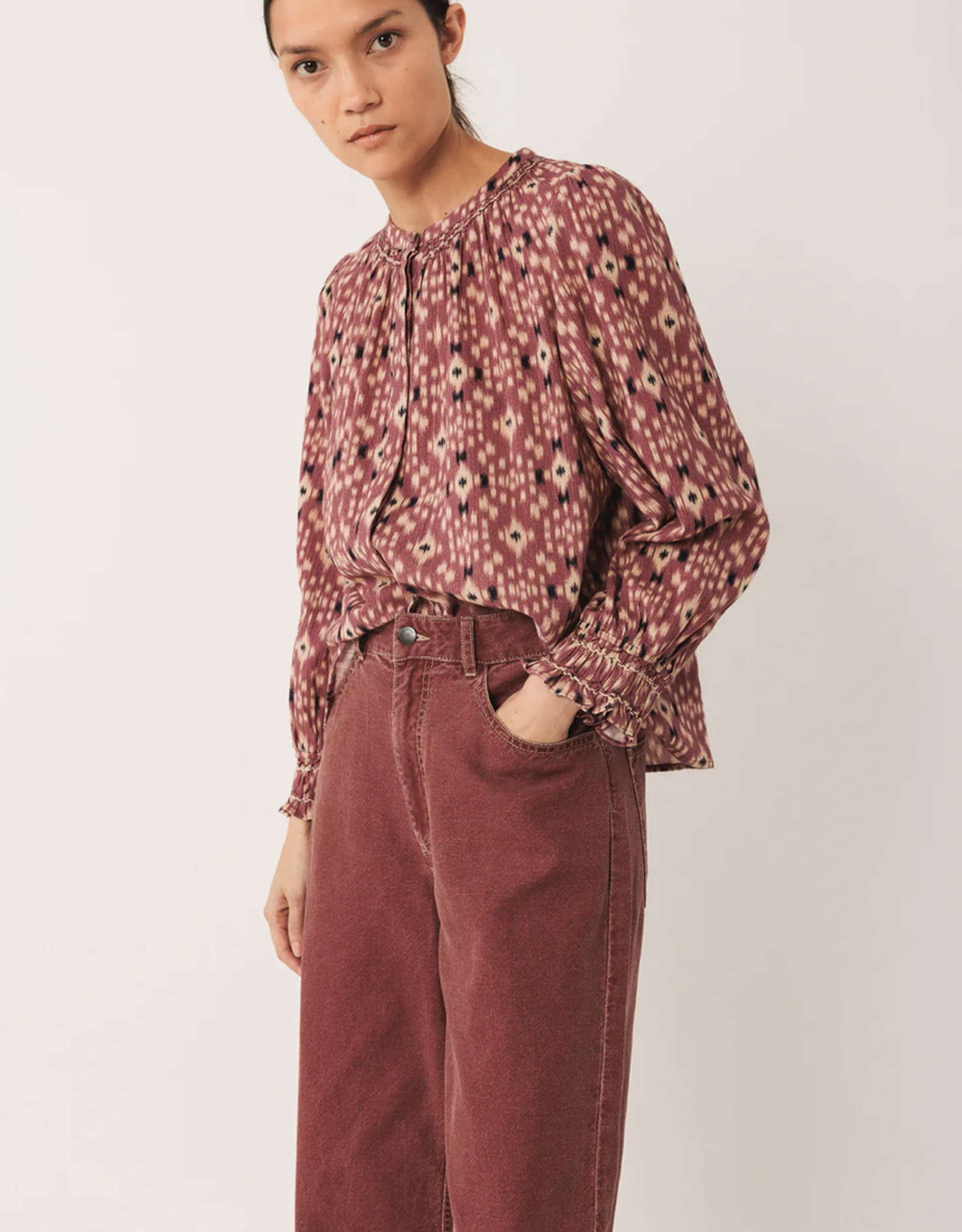 Indi & Cold Indi & Cold - VI25MC141 Ikat Print Blouse FW25