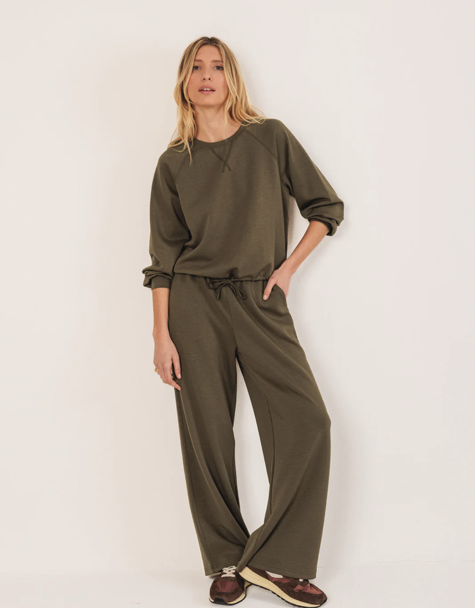 Indi & Cold Indi & Cold - VI25NM360 Adjustable Waist Sweatshirt FW25