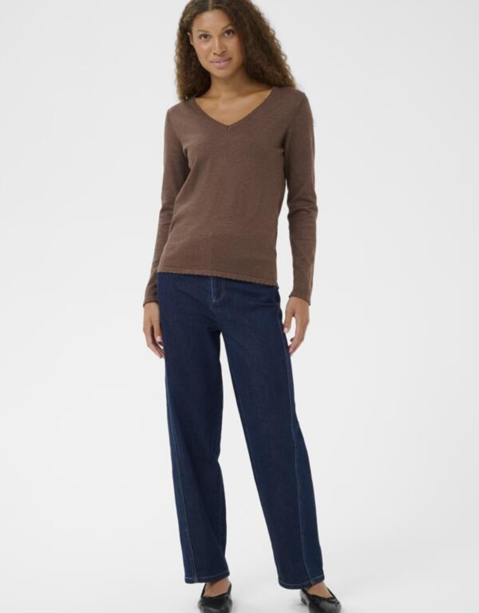 Saint-Tropez Saint Tropez - MilaSZ Long Sleeve V-Neck Chandail FW25