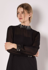 Apricot Apricot -  Robe détails Paillettes cou manches longues FW25