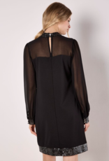 Apricot Apricot -  Robe détails Paillettes cou manches longues FW25