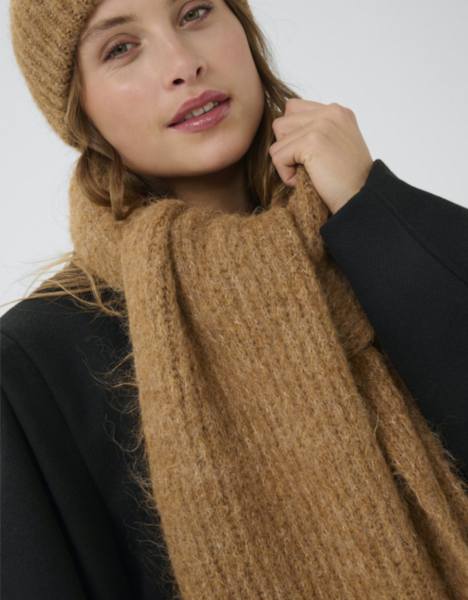Kaffé Kaffe - KAhenry Knitted Scarf FW25