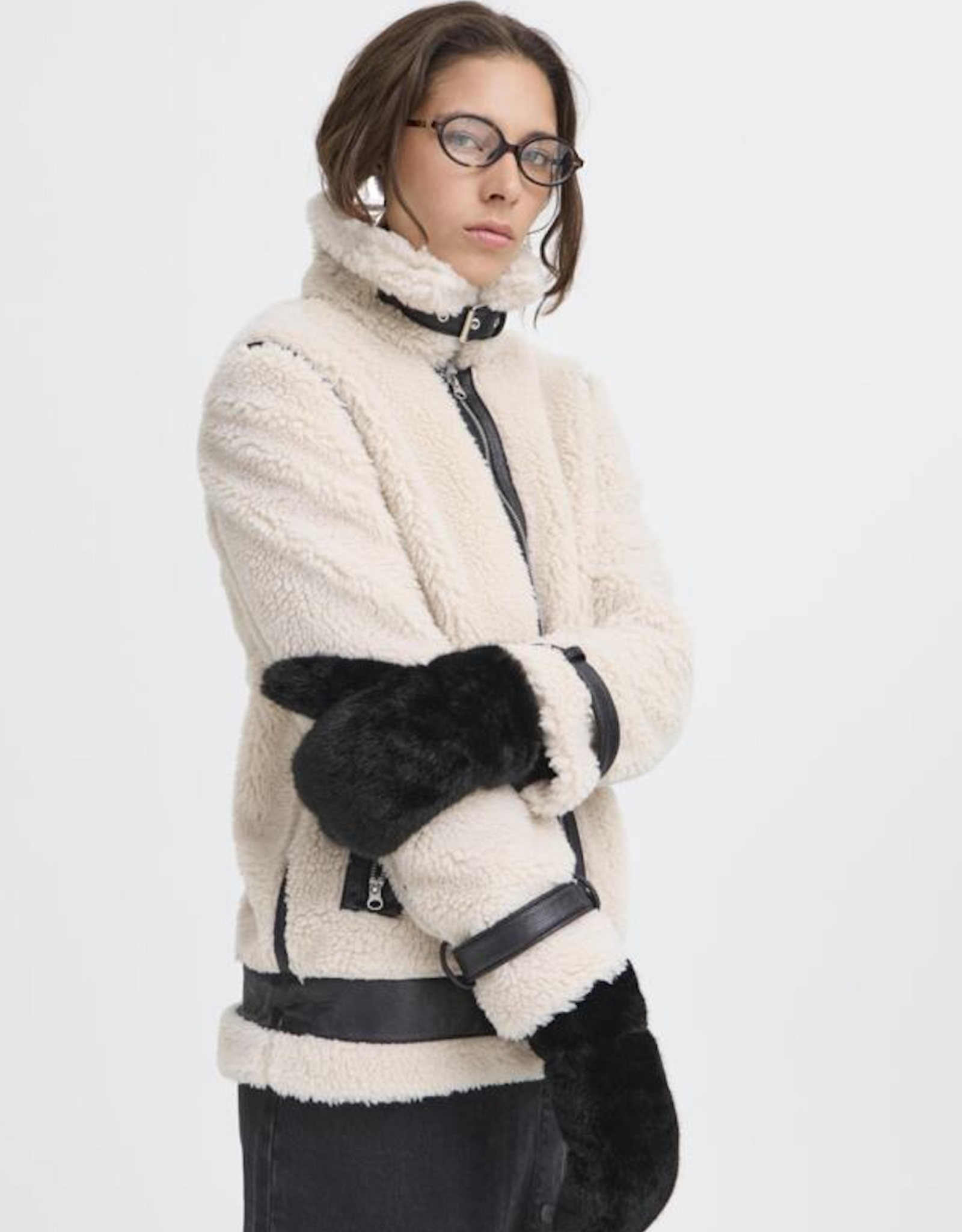 b. young b. young - Bywolfie Mittens FW25