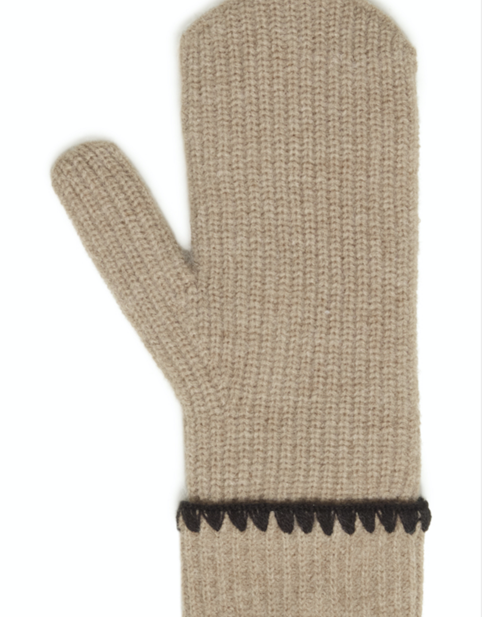 b. young b. young- Byvanu Mitaines Fw25