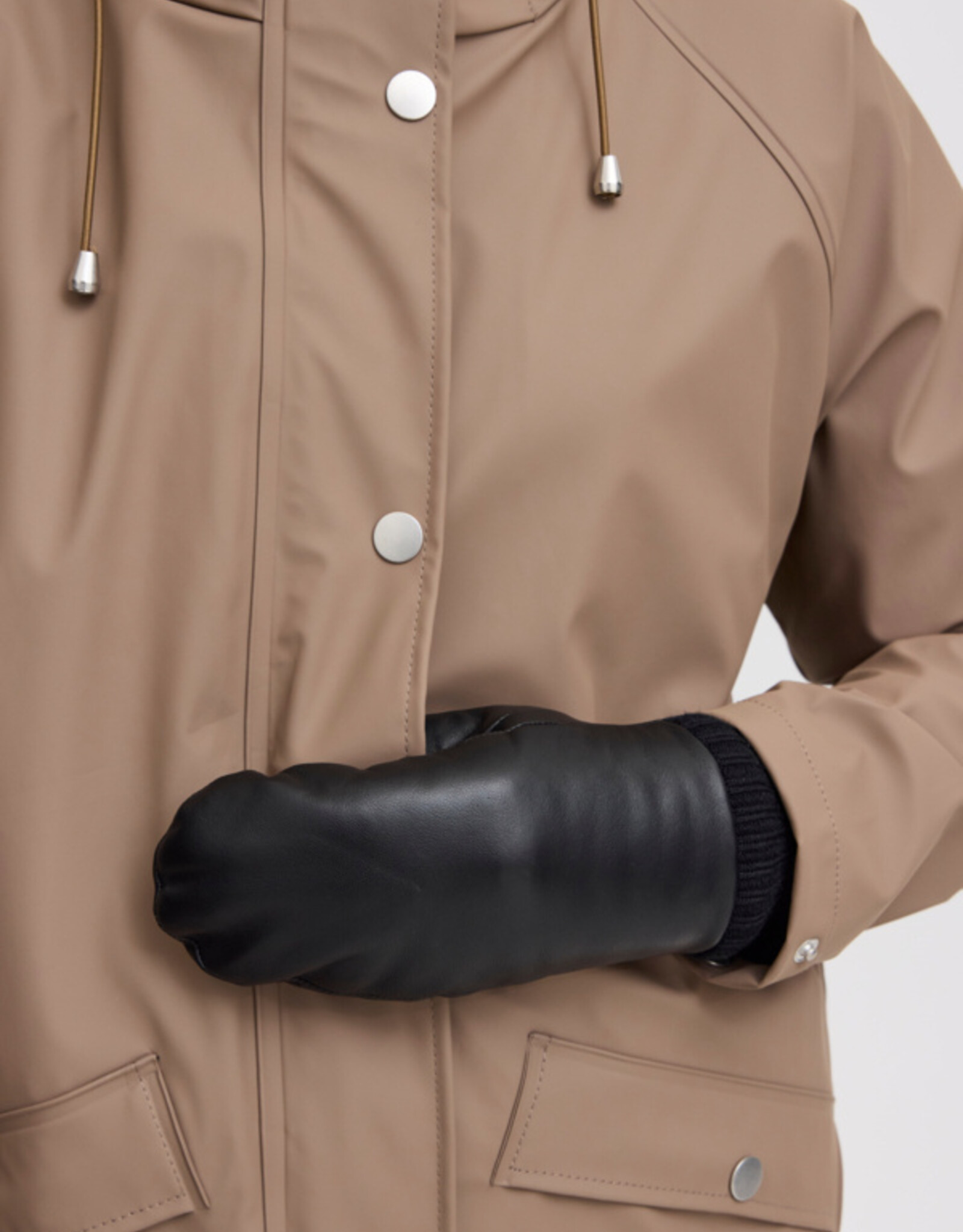 ICHI ICHI- FW24 IANilla Leather mitten