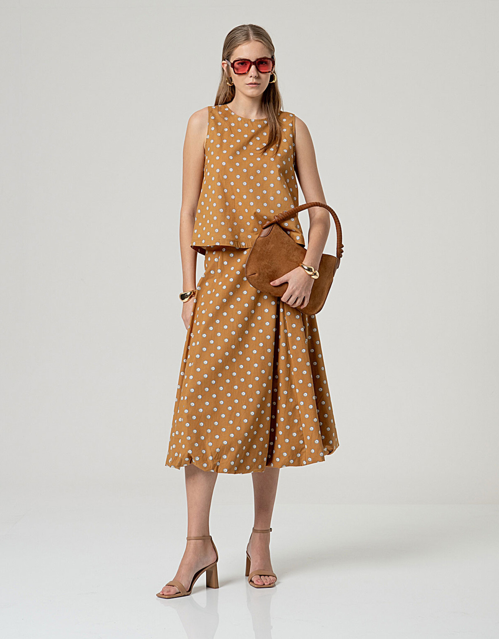 Surkana Surkana - 526MIKA023 Sleeveless Round Neck Top SS26